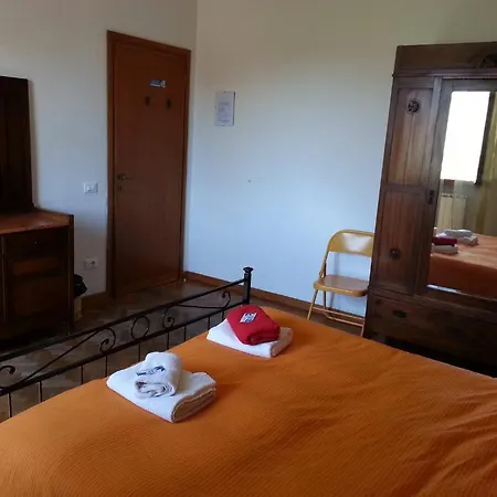 A Due Passi Dal Centro Bed&Breakfast-2